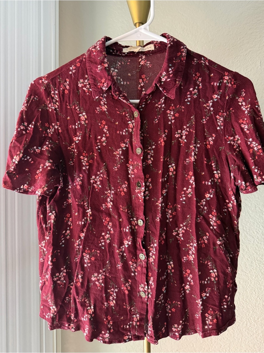 Burgundy Floral Button-Up Short Sleeve Blouse, Size Medium